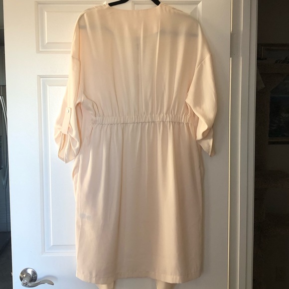 NWT Tahari Barely Beige Jacket/ Cardigan Midi Length. Size S - Picture 2 of 4